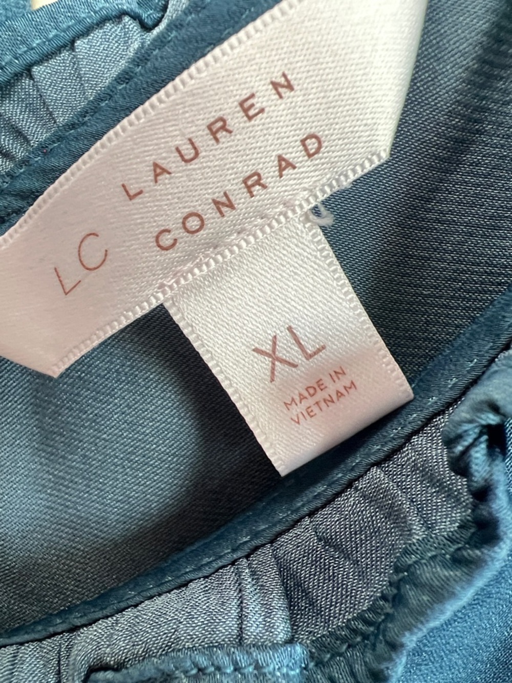 Lauren Conrad XL Blue Ruffle Sleeveless Blouse Tie Back Tank Top soft girl - Picture 3 of 8